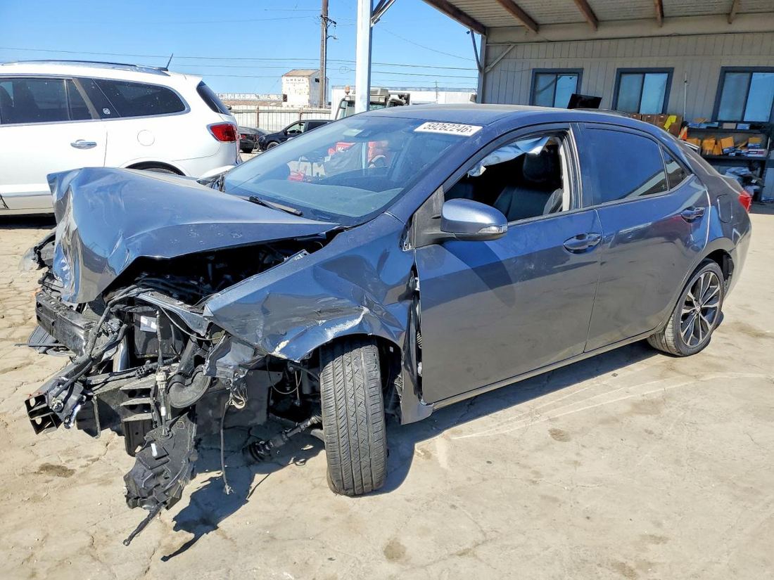 2017 TOYOTA COROLLA
