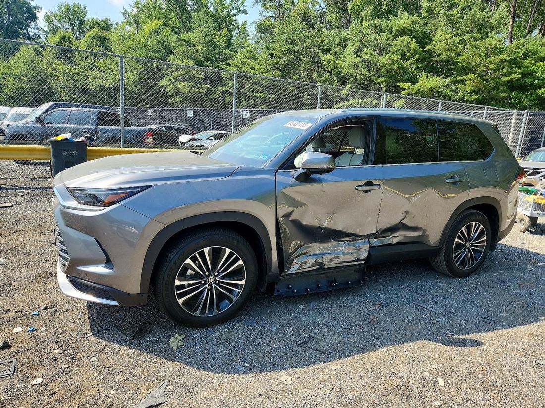 2026 TOYOTA GRAND HIGHLANDER HYBRID