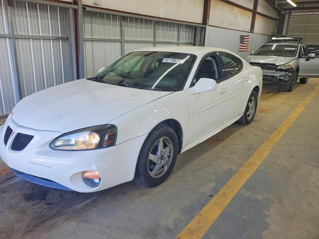 2004 PONTIAC GRAND PRIX