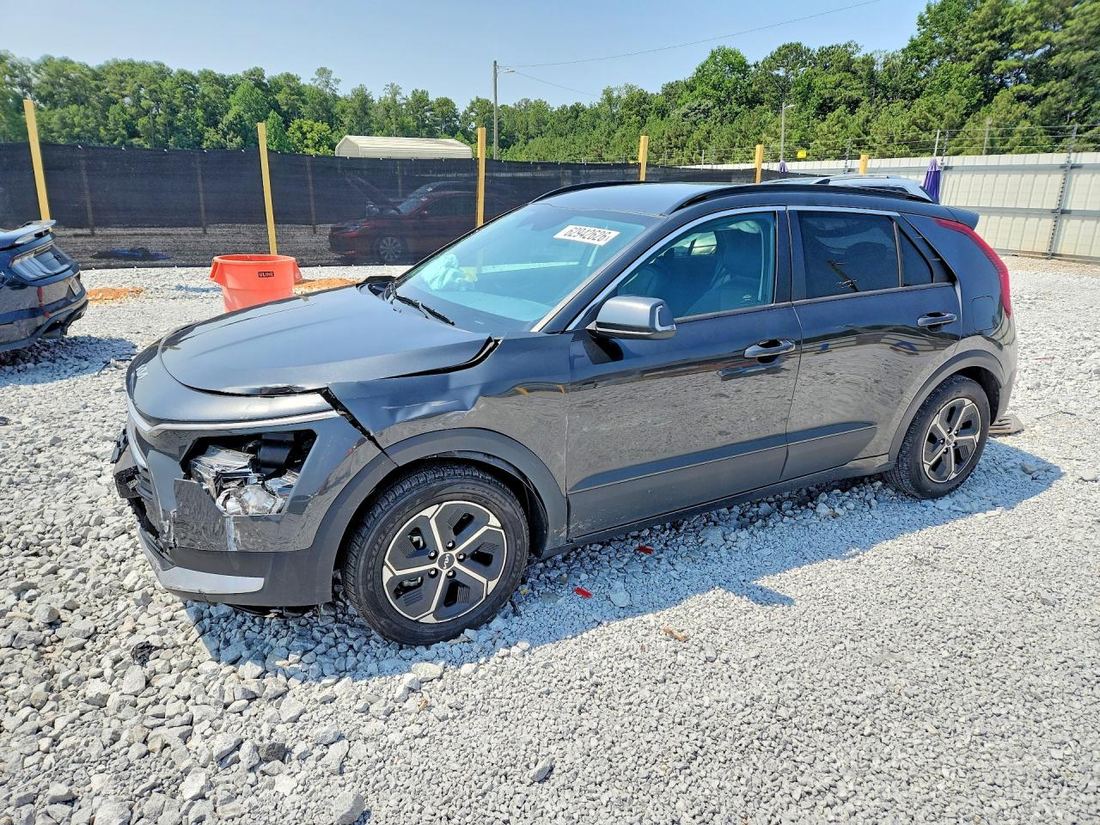 2023 KIA NIRO