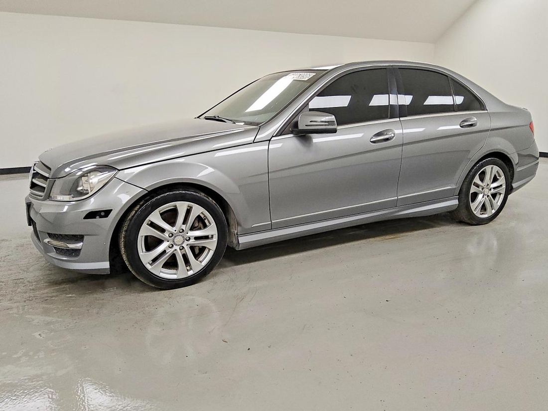 2014 MERCEDES-BENZ C