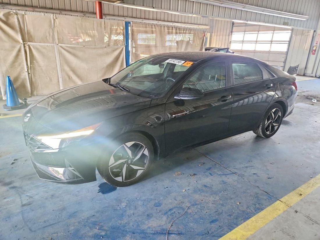 2023 HYUNDAI ELANTRA