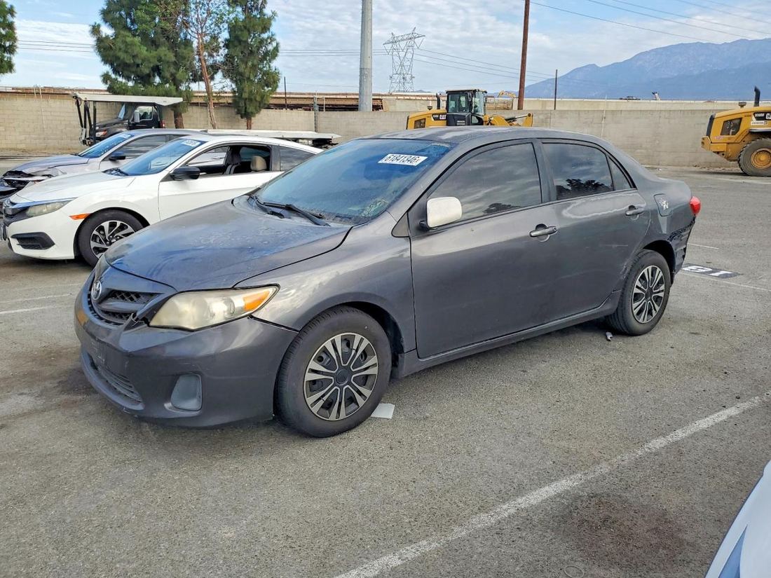 2011 TOYOTA COROLLA