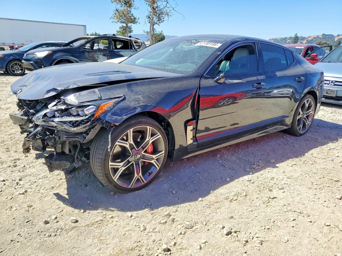 2019 KIA STINGER