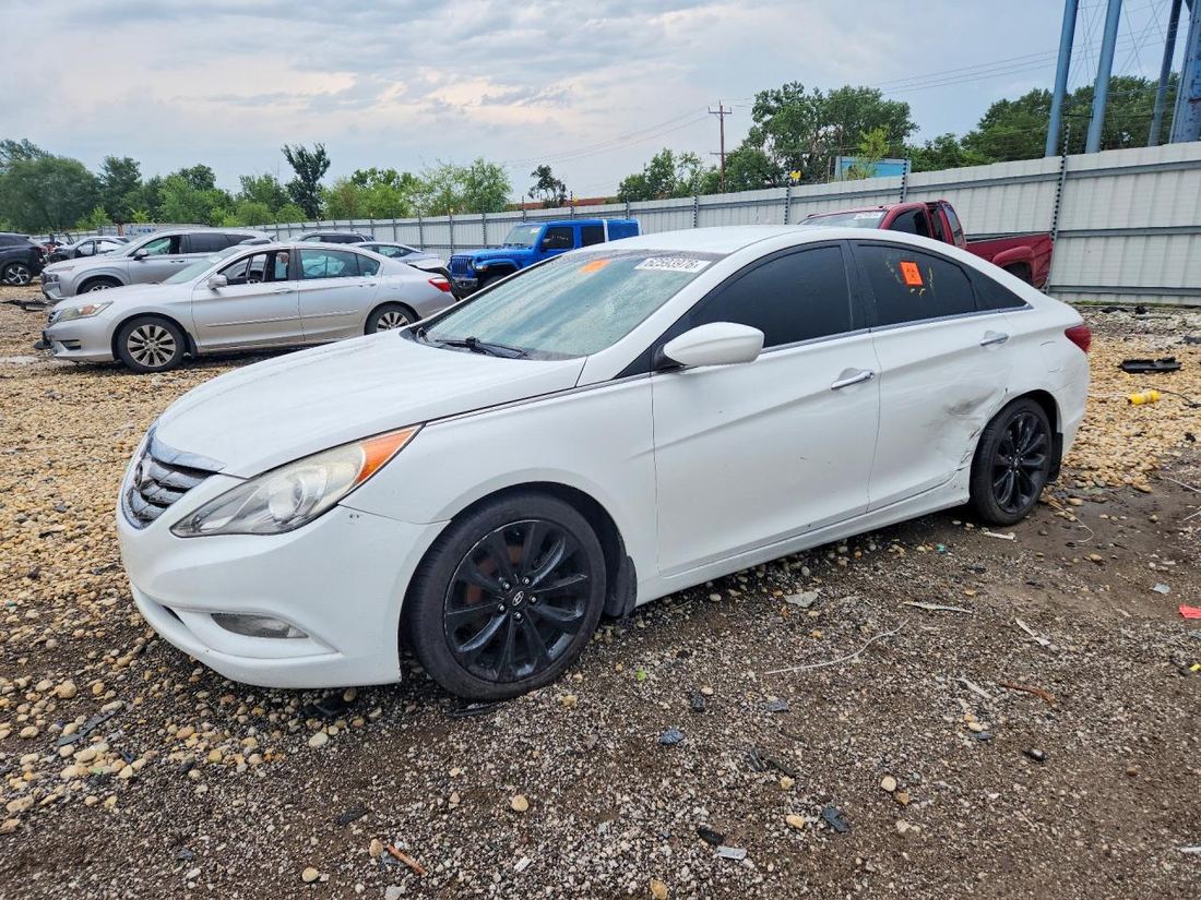 2011 HYUNDAI SONATA