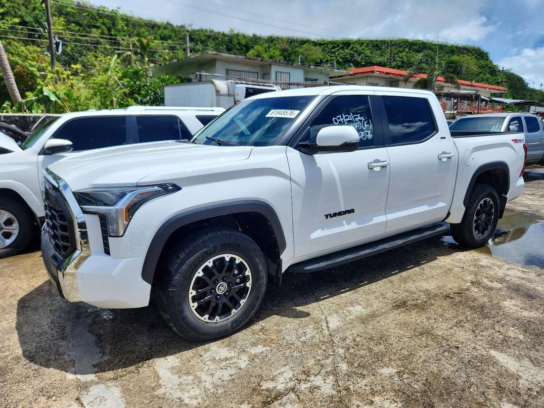 2024 TOYOTA TUNDRA