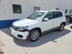 2017 VOLKSWAGEN TIGUAN