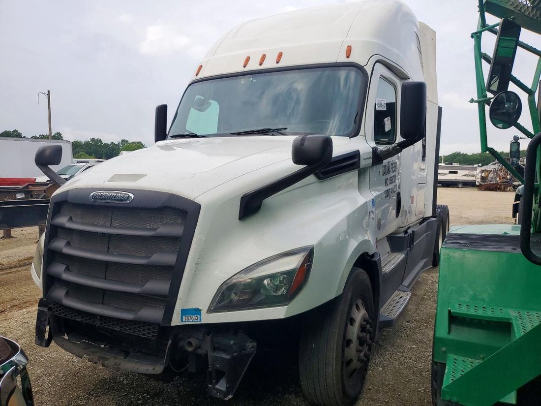 2018 FREIGHTLINER CASCADIA 126