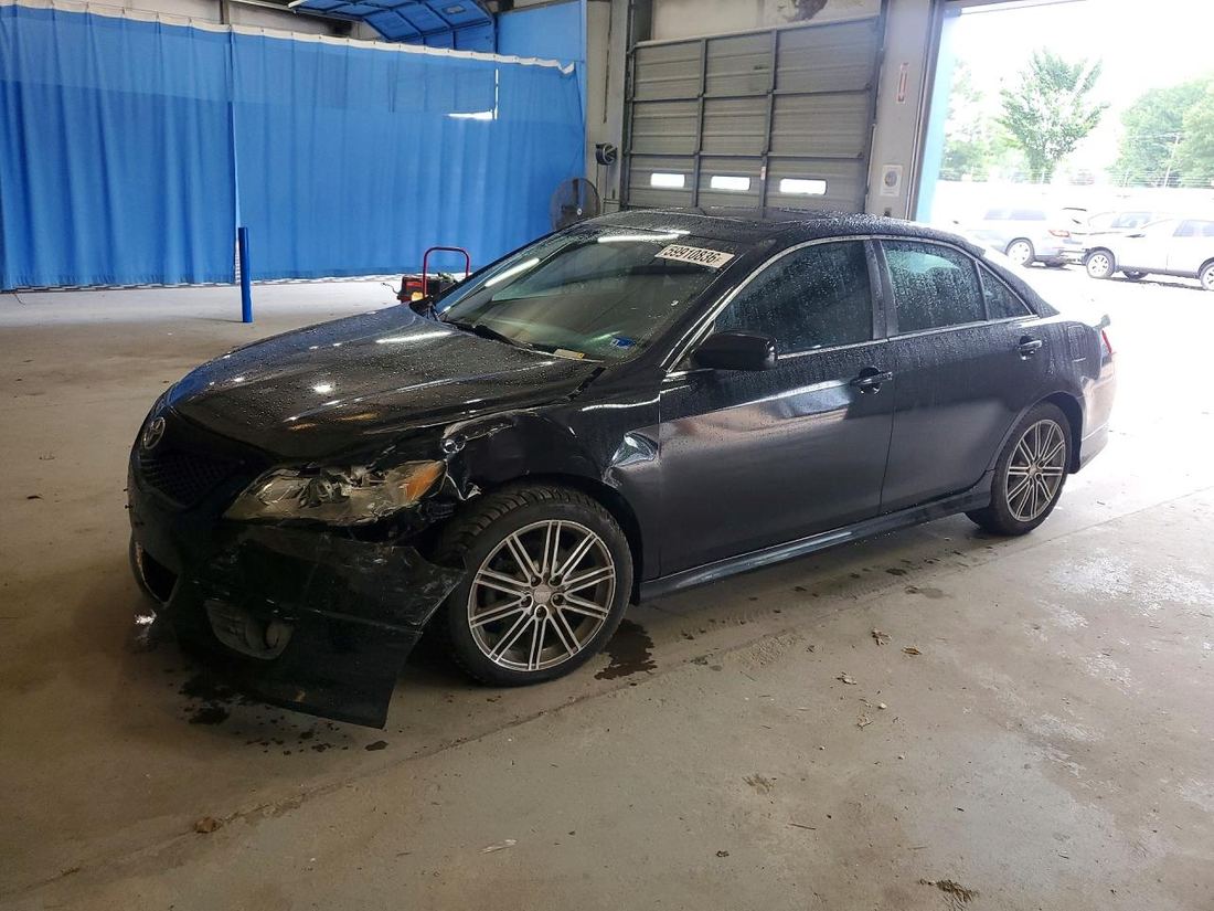 2011 TOYOTA CAMRY