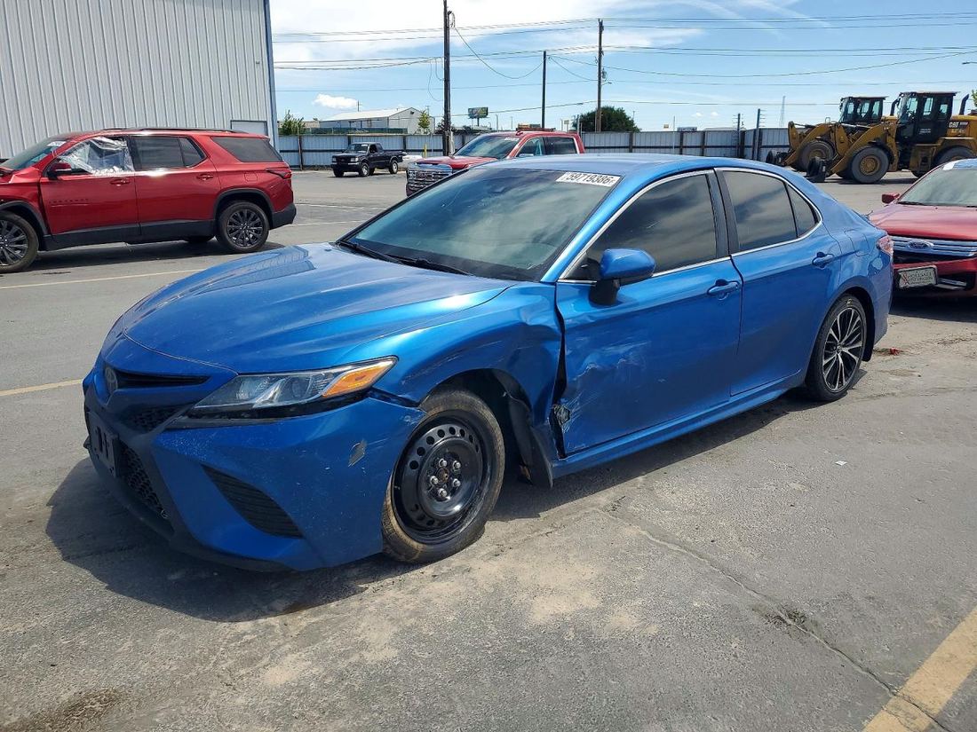 2018 TOYOTA CAMRY
