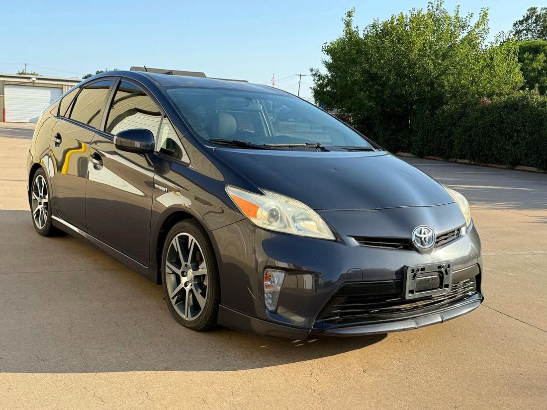 2012 TOYOTA PRIUS