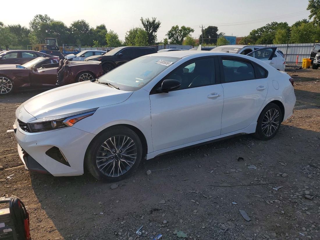 2023 KIA FORTE