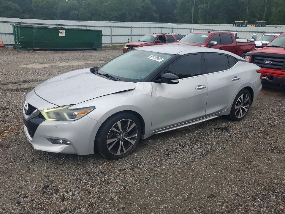 2017 NISSAN MAXIMA
