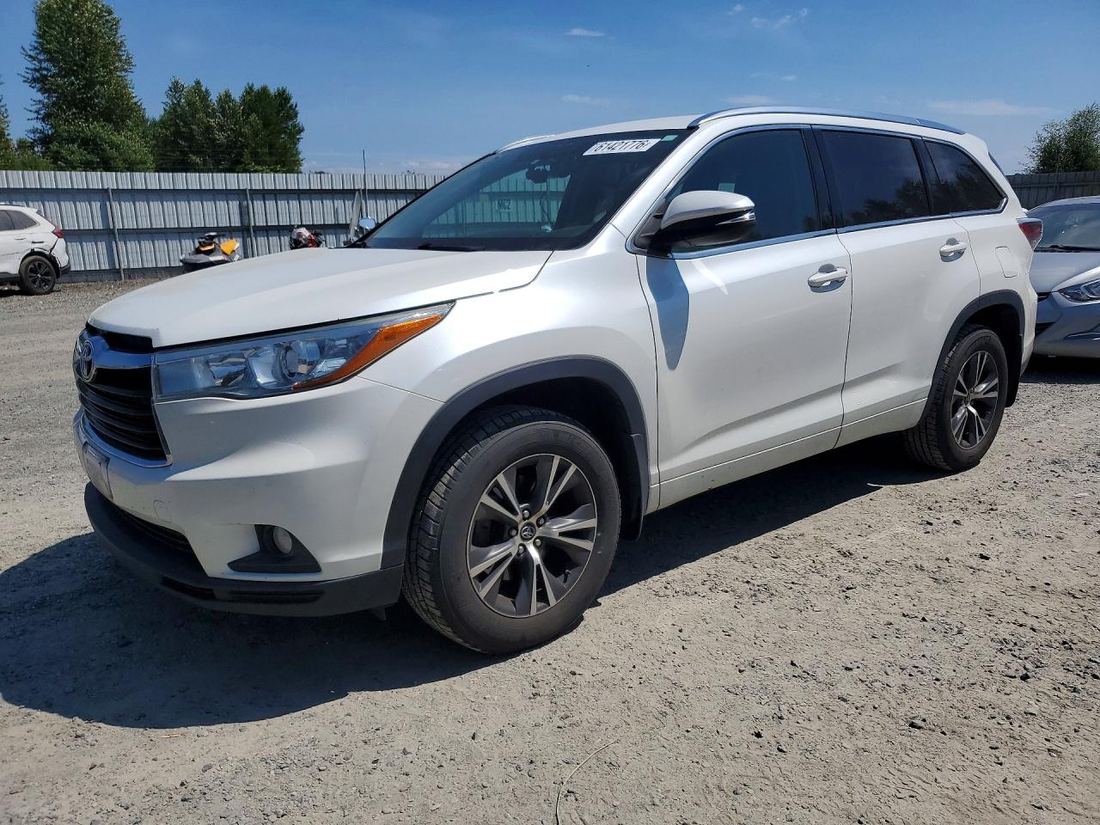 2016 TOYOTA HIGHLANDER