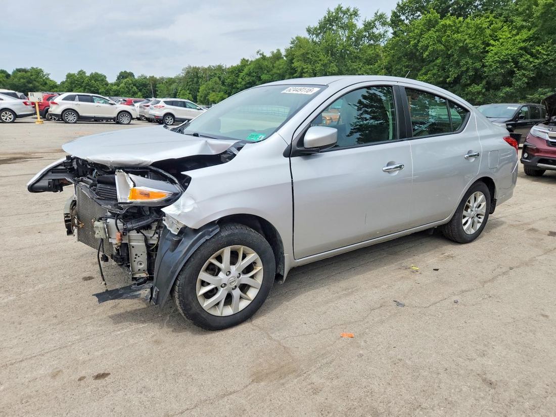2019 NISSAN VERSA