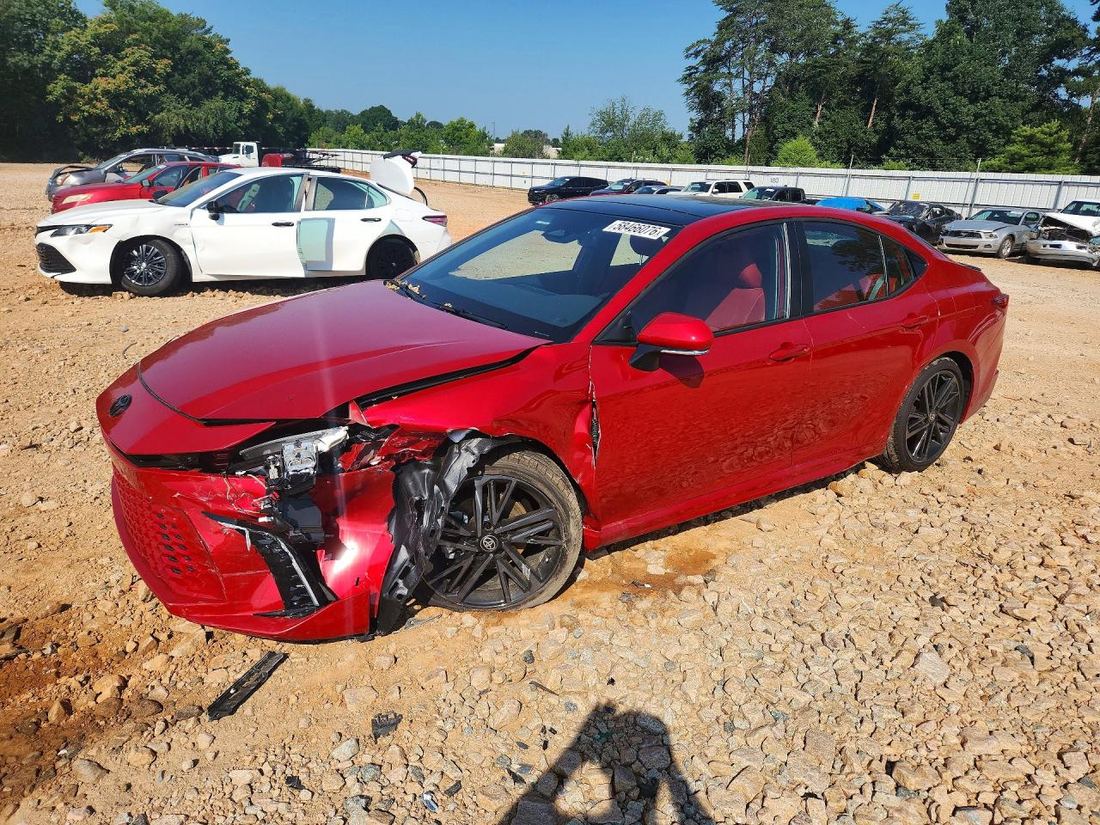 2026 TOYOTA CAMRY