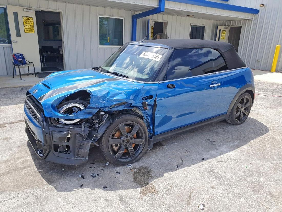 2022 MINI COOPER