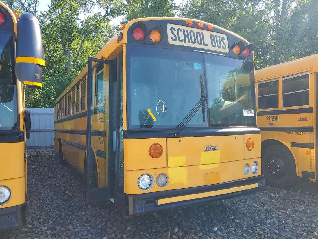 2012 THOMAS SAF-T-LINER C2
