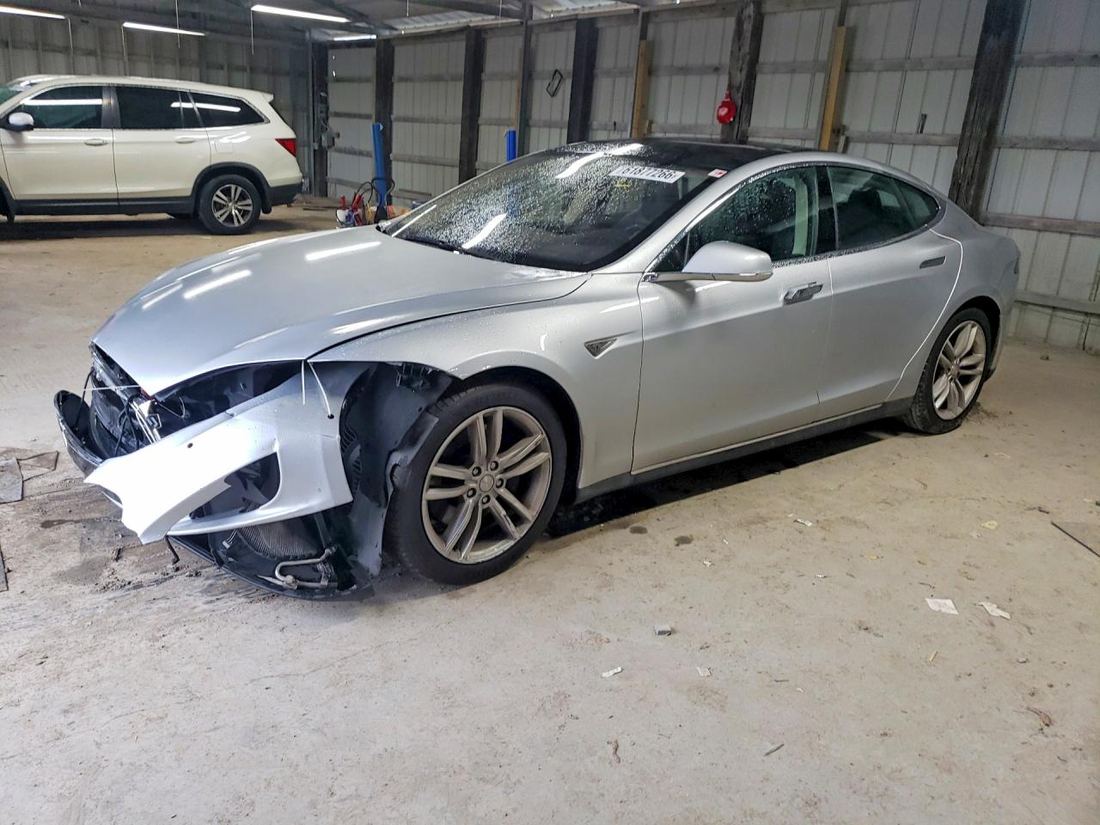 2015 TESLA MODEL S