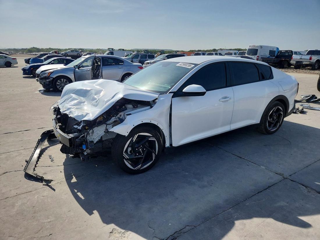 2025 KIA K4