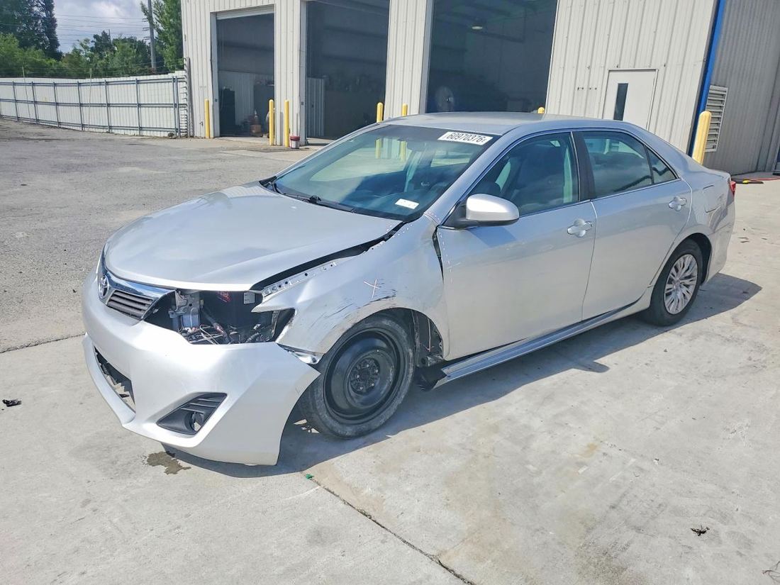 2013 TOYOTA CAMRY