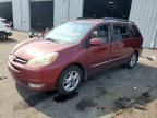 2004 TOYOTA SIENNA