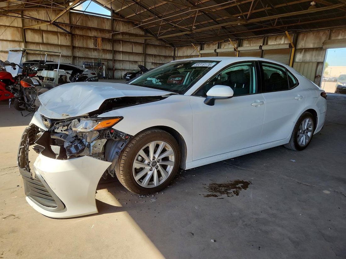 2022 TOYOTA CAMRY