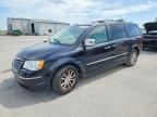 2010 CHRYSLER TOWN & COUNTRY