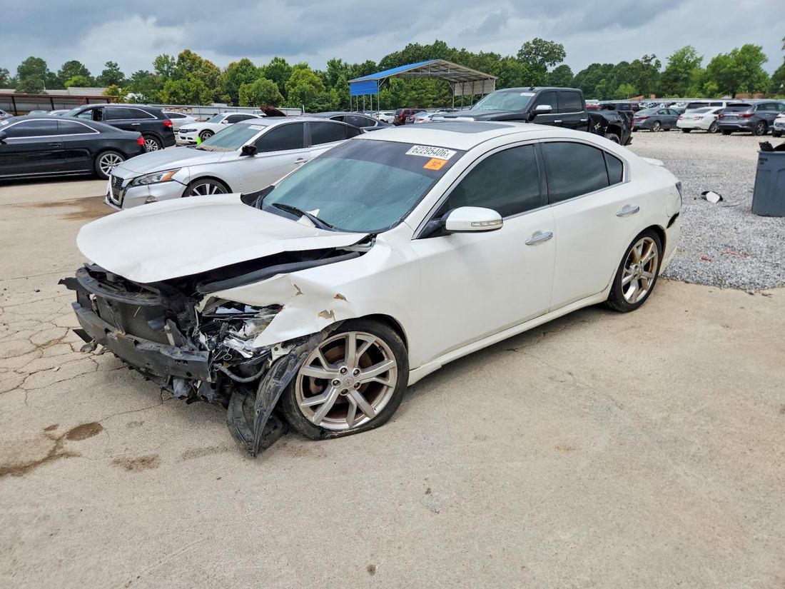 2012 NISSAN MAXIMA