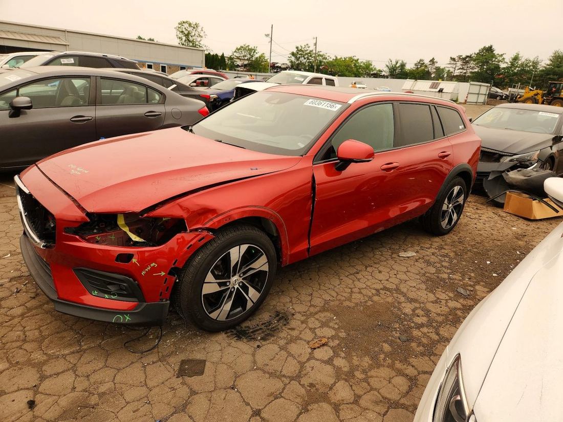 2020 VOLVO V60 CROSS COUNTRY