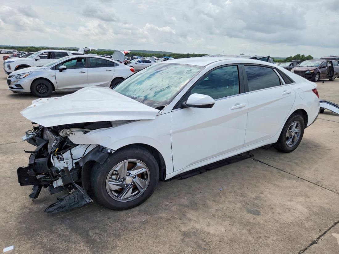 2024 HYUNDAI ELANTRA