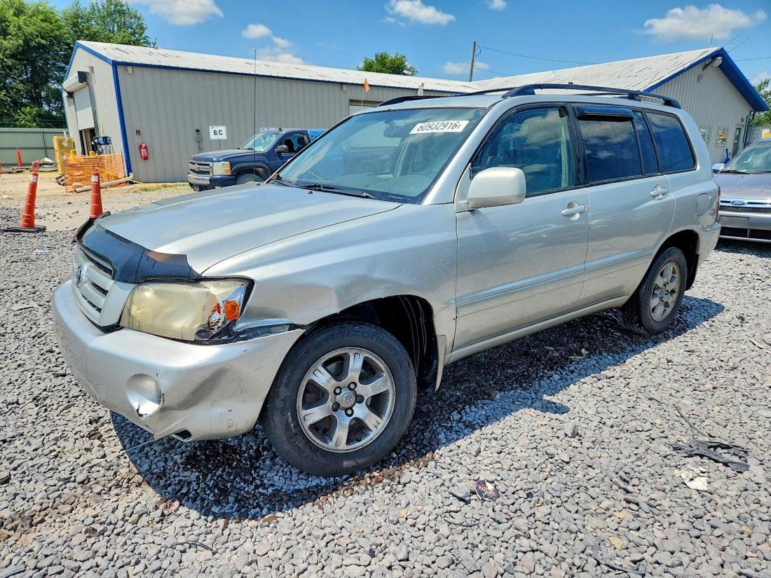 2005 TOYOTA HIGHLANDER