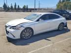 2019 LEXUS ES
