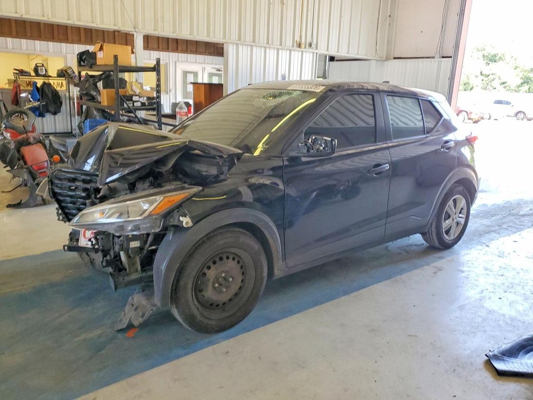 2021 NISSAN KICKS