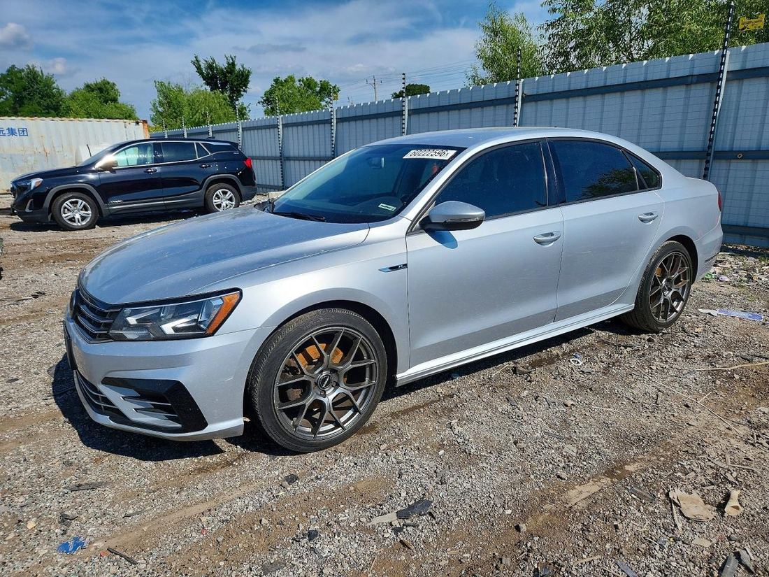 2018 VOLKSWAGEN PASSAT