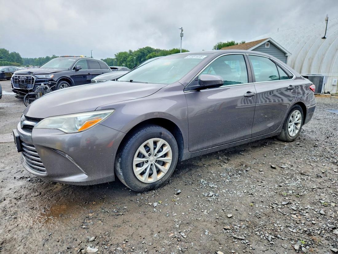 2017 TOYOTA CAMRY