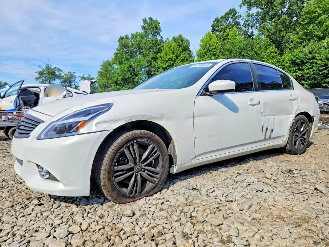 2013 INFINITI G37 SEDAN