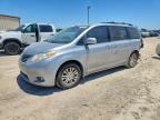 2013 TOYOTA SIENNA