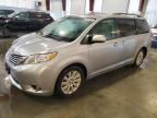 2013 TOYOTA SIENNA