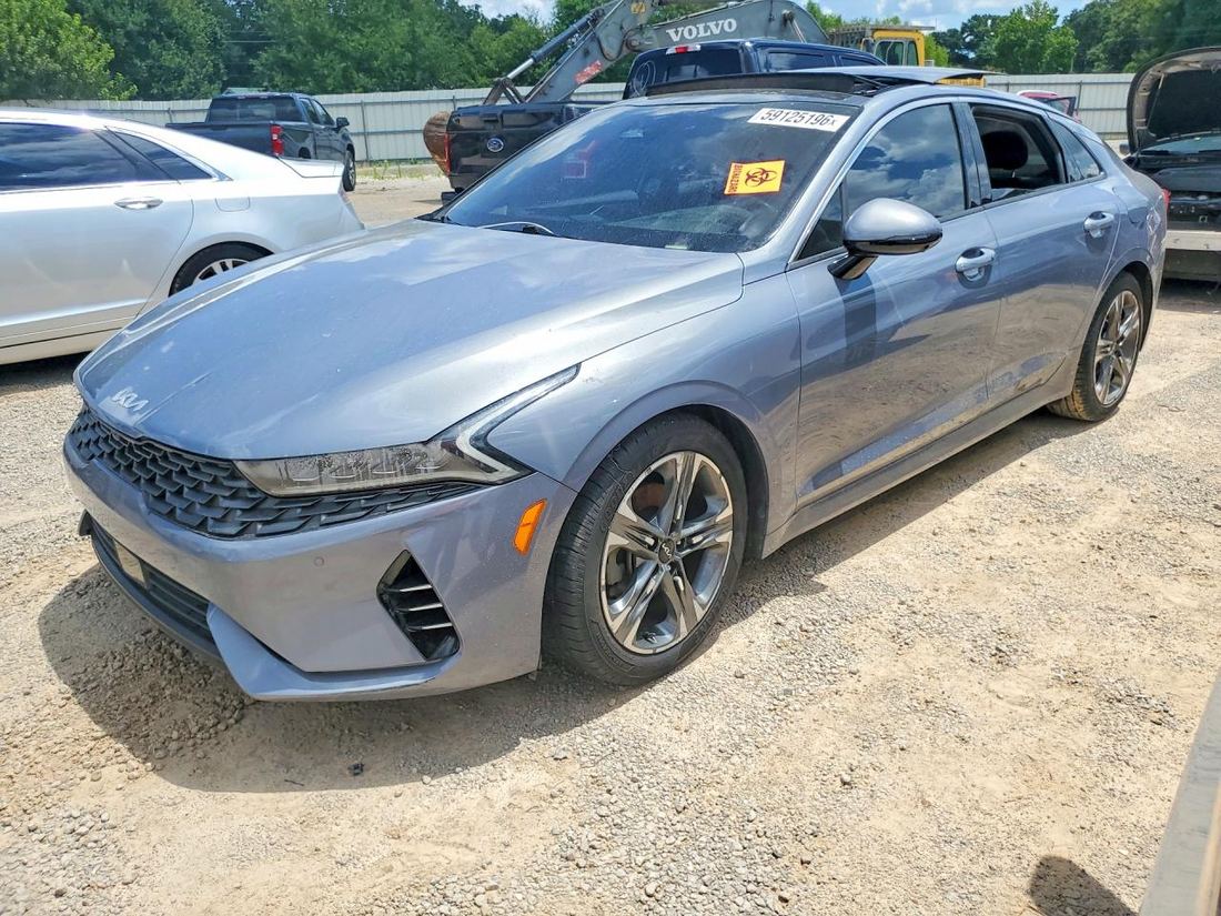 2022 KIA K5