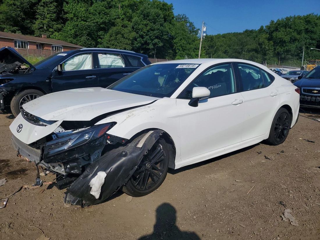 2025 TOYOTA CAMRY