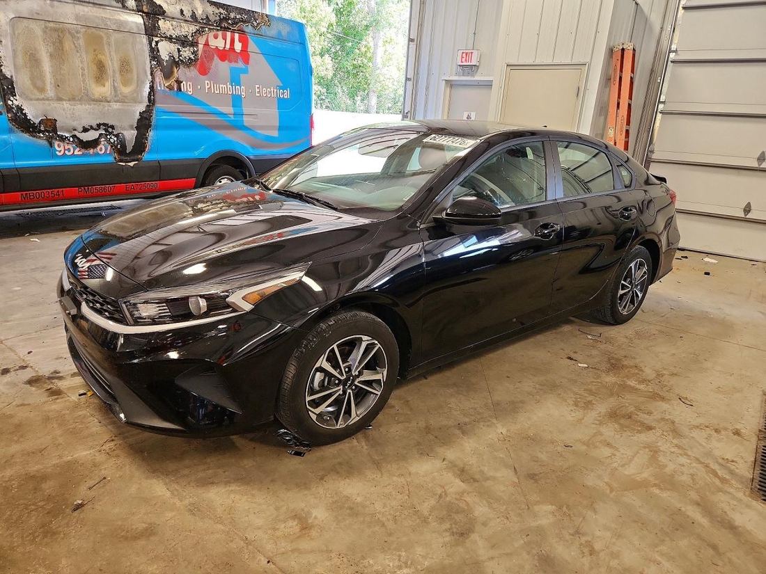 2024 KIA FORTE