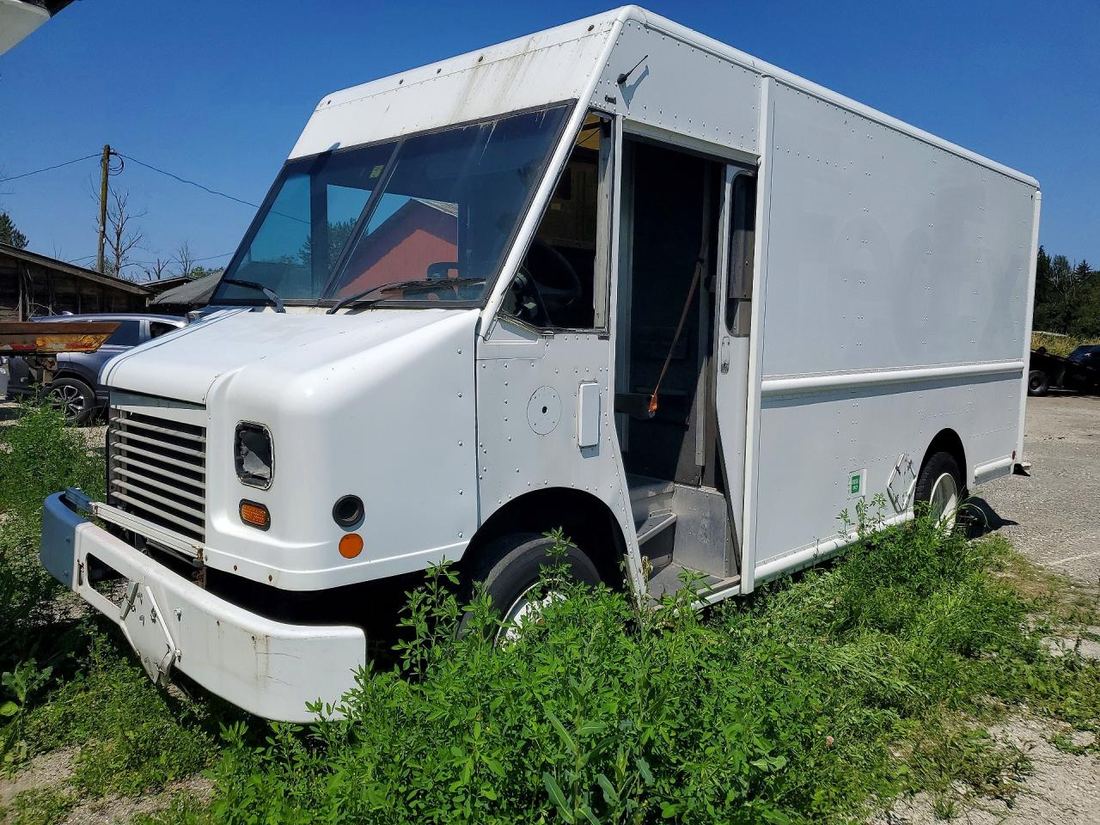 2013 FREIGHTLINER CHASSIS