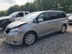 2017 TOYOTA SIENNA