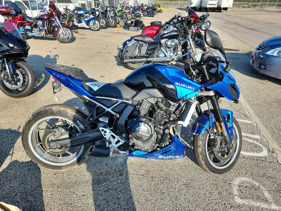 2024 SUZUKI GSX800