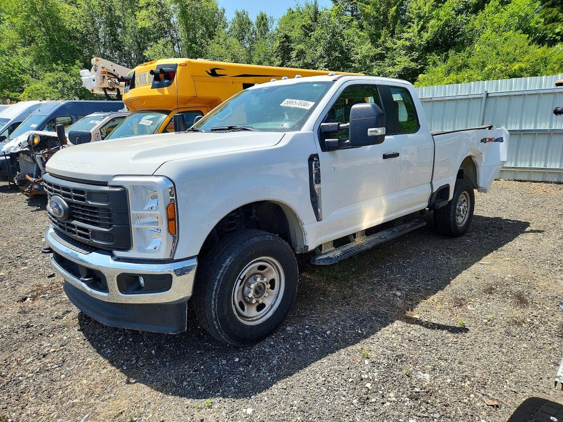 2024 FORD F350