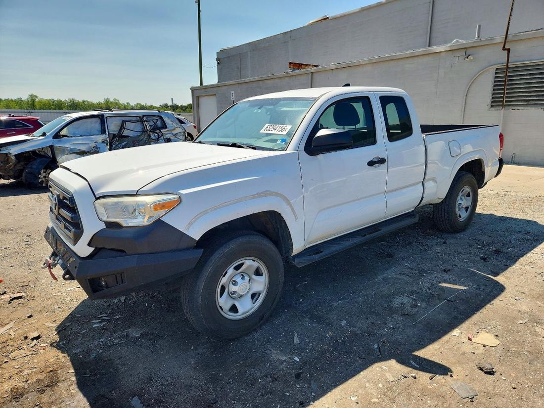 2017 TOYOTA TACOMA