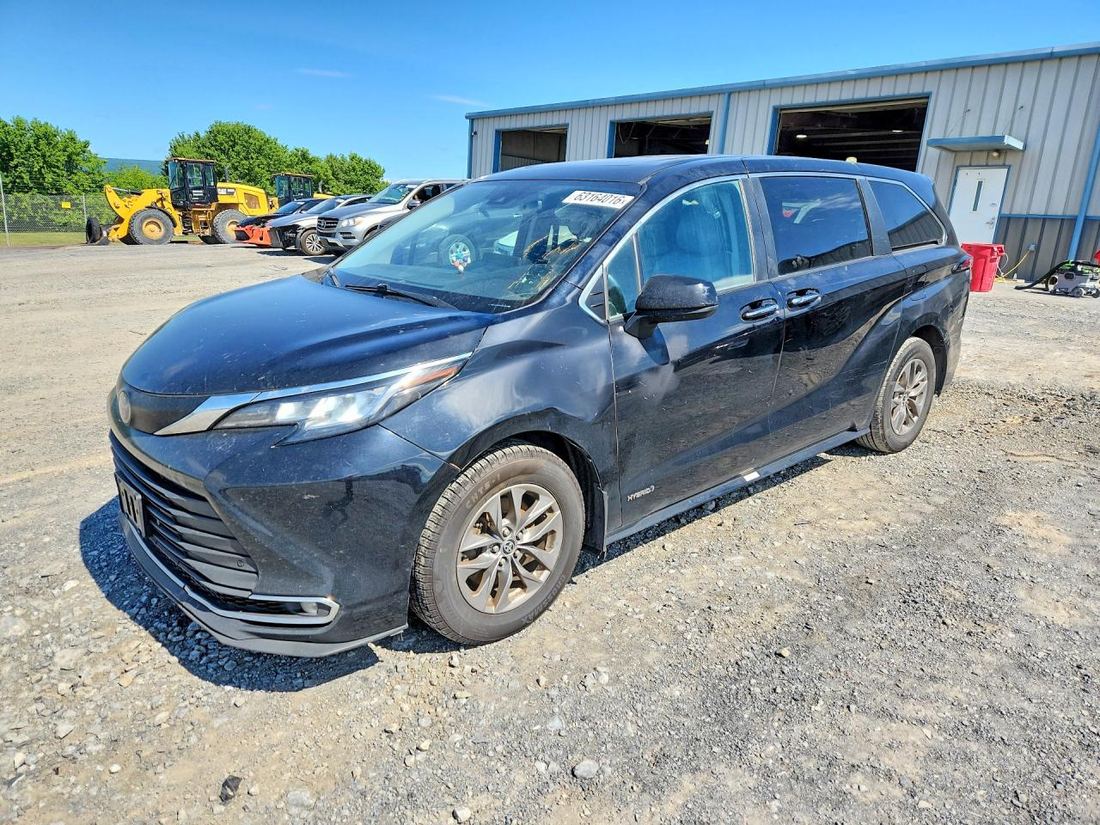2021 TOYOTA SIENNA