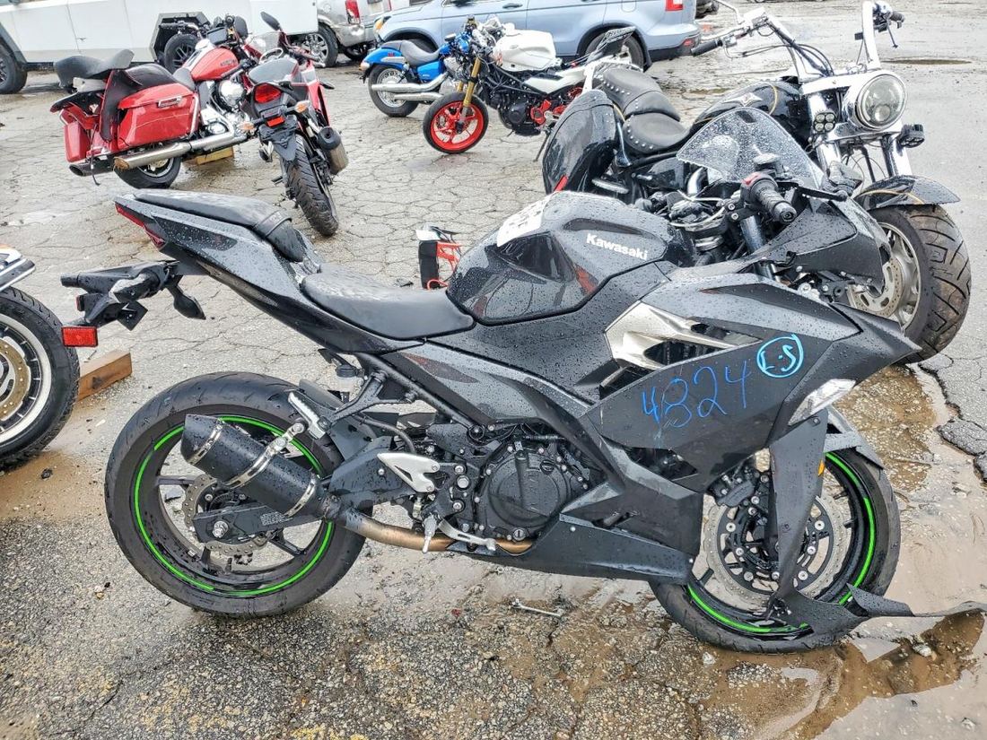 2022 KAWASAKI EX400