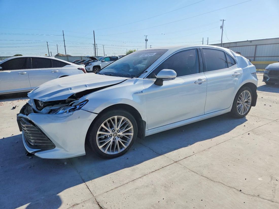 2020 TOYOTA CAMRY